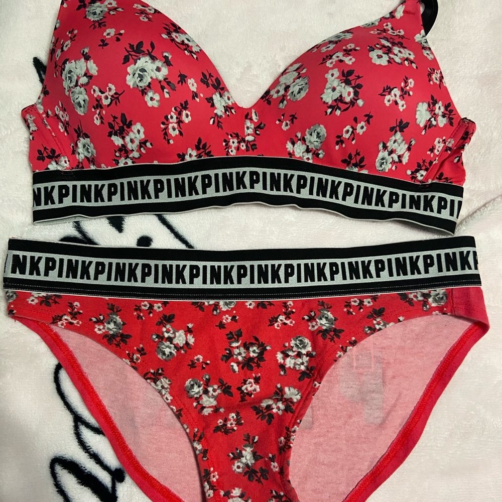 Victoria’s Secret PINK Set